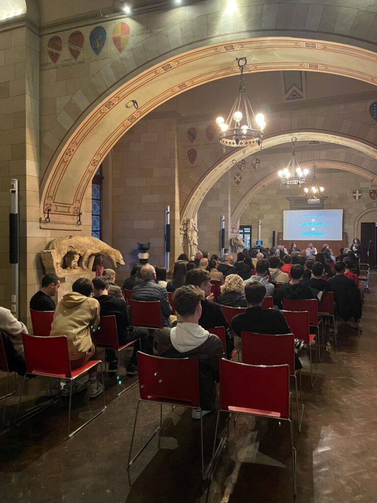 Grande successo a Siena per la prima presentazione della guida 4 WhatsApp Image 2024 04 19 at 20.59.52