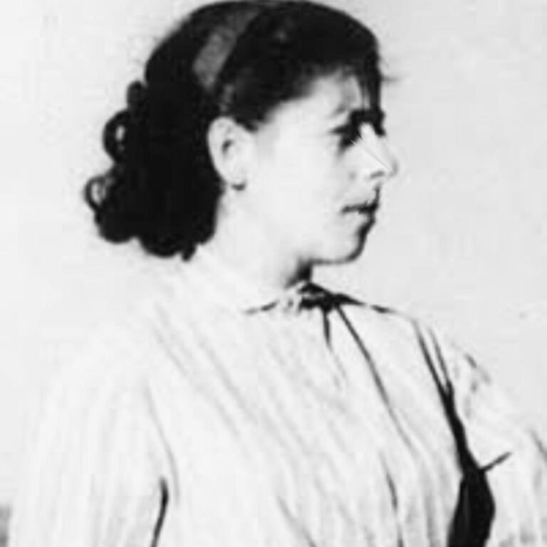 Maria Costa: la guerra in versi